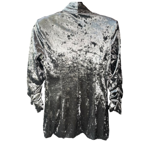 Fashion Nova Metallic Silver Crushed Velvet Blazer - Picture 2 of 6